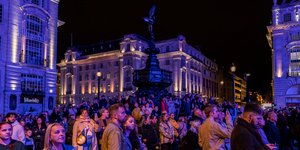 ενός λεπτού σιγή βασίλισσα Ελισάβετ