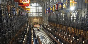 Το εσωτερικό του παρεκκλησίου του Αγίου Γεωργίου από την κηδεία του πρίγκιπα Φίλιππου