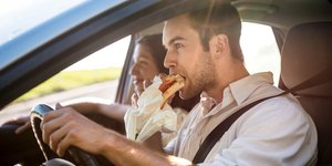 Φαγητό στο αυτοκίνητο