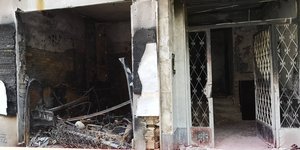 Οι χώροι του κτηρίου στην Αχαρνών έγιναν παρανάλωμα του πυρός