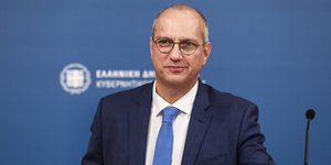 Γιάννης Οικονόμου σχολικά γεύματα σχολεία