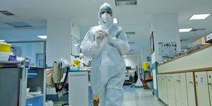 Τέλος ο παγκόσμιος συναγερμός για τον κορωνοϊό