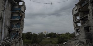 χρυσος τρουλος γκρεμισμενα