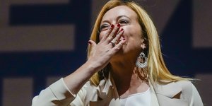 Θα είναι η Τζόρτζια Μελόνι, η πρώτη γυναίκα πρωθυπουργός της Ιταλίας;