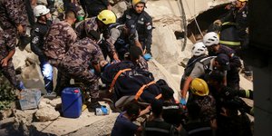 Ιορδανία: Δύο νεκροί και 14 τραυματίες από την κατάρρευση τετραώροφου κτιρίου