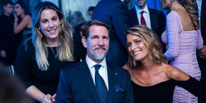 Μαίρη Κατράντζου, Παύλος Γλιξμπουργκ και Τατιάνα Μπλάτνικ στο Λονδίνο