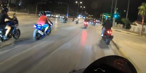  Κόντρες στη Λ.Βουλιαγμένης 