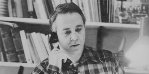 ΓΡΑΦΕΙΟ ΤΥΠΟΥ ΕΡΤ/ΝΤΟΚΙΜΑΝΤΕΡ "ΕΠΟΧΕΣ ΚΑΙ ΣΥΓΓΡΑΦΕΙΣ: ΚΩΣΤΑΣ ΤΑΧΤΣΗΣ", ΕΡΤ2