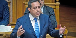 Νότης Μηταράκης, βουλη 