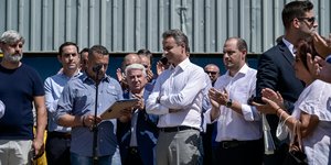 Ο πρωθυπουργός Κυριάκος Μητσοτάκης στα ναυπηγεία Ελευσίνας 