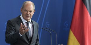 Ο καγκελάριος της Γερμανίας, Όλαφ Σολτς, κατά τη διάρκεια ανακοινώσεων