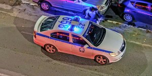 Περιπολικό ΕΛ.ΑΣ. νύχτα