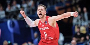 Τεράστια έκπληξη από την Πολωνία, πέταξε εκτός συνέχειας του Eurobasket 2022 την κάτοχο του τίτλου Σλοβενία