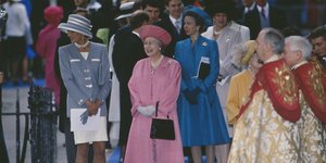 Η βασίλισσα Ελισάβετ Β', η πριγκίπισσα Νταϊάνα και η πριγκίπισσα Άννα