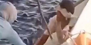Ψαράς επέζησε 11 ημέρες στη θάλασσα μέσα σε καταψύκτη