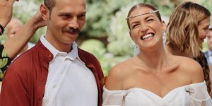 O γάμος της Ειρήνης Ψυχράμη και του Λάμπρου Κτεναβού