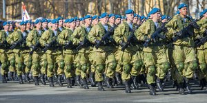 Εκατοντάδες επίλεκτοι Ρώσοι έχουν σκοτωθεί στην Ουκρανία