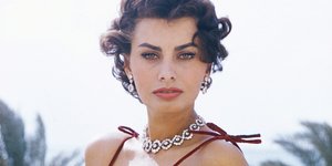 Η Ιταλίδα ηθοποιός Σοφία Λόρεν, περίπου το 1965