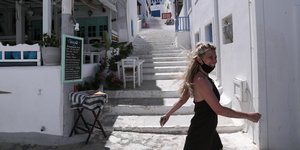 Χαμόγελα για τον ελληνικό τουρισμό στα νησιά φέτος