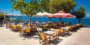 τραπεζοκαθισματα θαλασσα