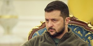 Ο Βολοντίμιρ Ζελένσκι στο Συμβούλιο Εθνικής Ασφάλειας και Άμυνας της Ουκρανίας 