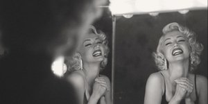 Μέριλιν ταινία Blonde Η ξανθιά Netflix 2022