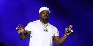 Φρενίτιδα επικράτησε στη συναυλία του 50 Cent και του Κωνσταντίνου Αργυρού