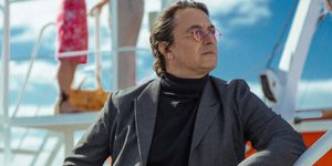 Ο Γιάννης Κότσιρας στην παράσταση του Ακροπόλ