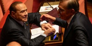 Ο Σίλβιο Μπερλουσκόνι στα έδρανα της Βουλής