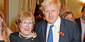 Ο Μπόρις Τζόνσον με την μητέρα του Σάρλοτ