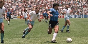 Ο Ντιέγκο Μαραντόνα στον θρυλικό αγώνα του 1986