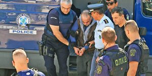 Δώρα Ζέμπερη κατηγορούμενος