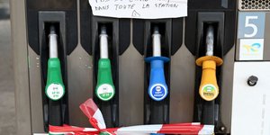 Γαλλία αντλία σταθμοί καύσιμα απεργίες διυλιστήρια