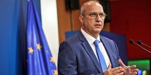 Γιάννης Οικονόμου