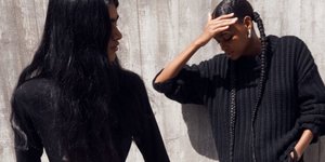 γυναίκες με μαύρα