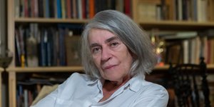 Ιωάννα Καρυστιάνη