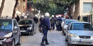 Λάρισα κατάληψη εκκένωση αστυνομική επιχείρηση