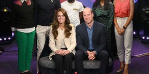 H Κέιτ Μίντλετον με zara σακάκι