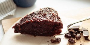 κομμάτι κέικ με κακάο