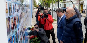 Ντμίτρο Κουλέμπα και Νίκος Δένδιας