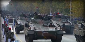 Τεθωρακισμένα Marder στην παρέλαση της Θεσσαλονίκης