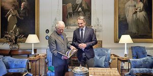 Βασιλιάς Κάρολος και Κυριάκος Μητσοτάκης