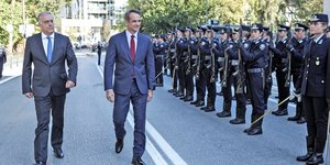 Ο πρωθυπουργός, Κυριάκος Μητσοτάκης με τον υπ. Προστασίας του Πολίτη, Τάκη Θεοδωρικάκο