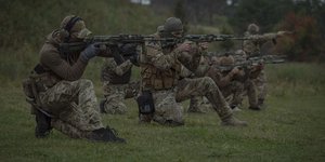 Εκπαίδευση Ουκρανών στρατιωτών