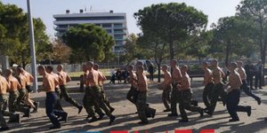 Tα OYK στη Θεσσαλονικη, στην πρωινή τους γυμναστικη