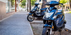 Μοτοσικλέτα παρκάρισμα