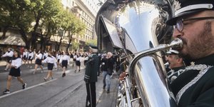 πνευστα παρελαση 