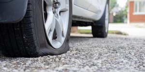 Ξεφουσκώνουν τα λάστιχα σε SUV μοντέλα.