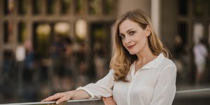 Ελένη Ρουσσινού