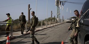 Ισραηλινοί στρατιώτες στα σύνορα